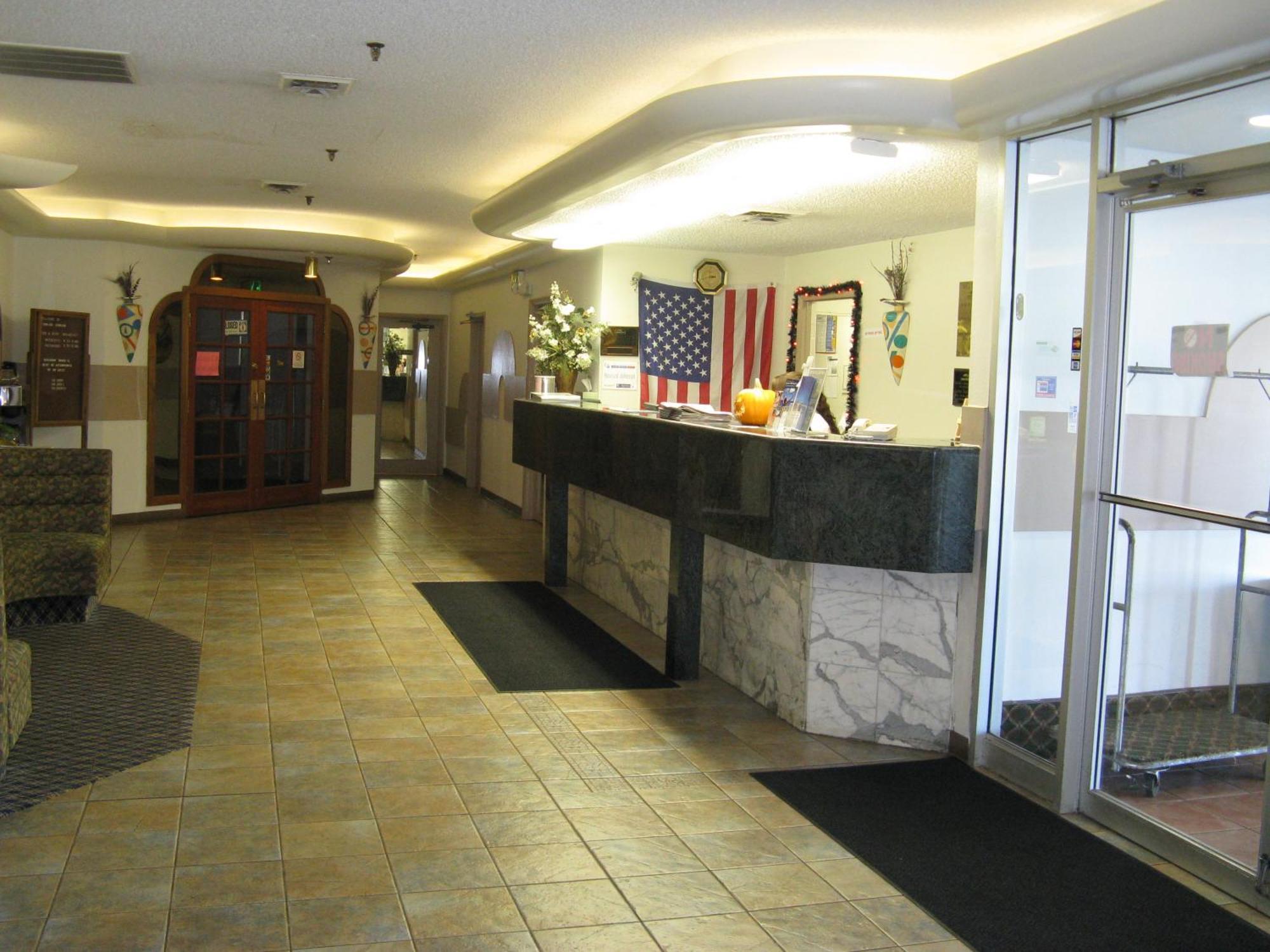 Howard Johnson By Wyndham Saint Joseph Benton Harbor Extérieur photo